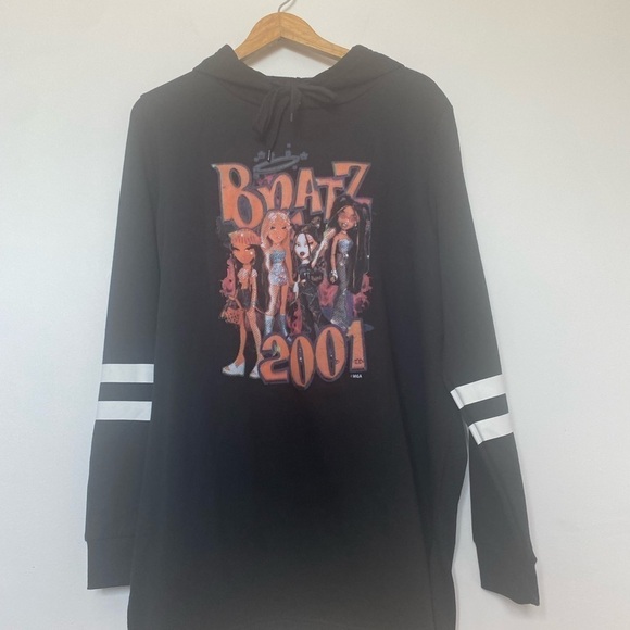 VINTAGE Vibes Y2K Bratz Doll 2001 Sweater Throwback Hoodie Black Festival Spring - Picture 2 of 10